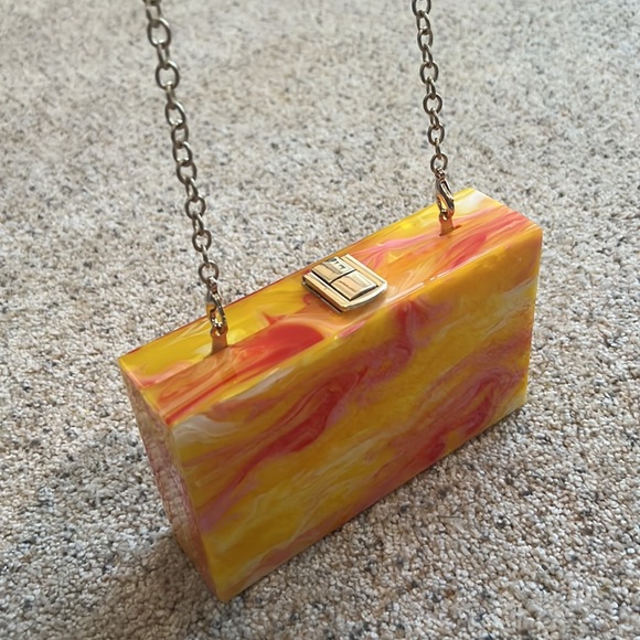 Box purse - Picture 2 of 5